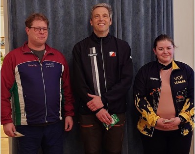 Topp tre i Svenska Cupen med segraren i mitten